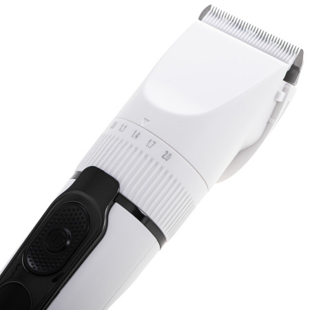 Adler | Hair Clipper with LCD Display | AD 2839 | Cordless | Number of length steps 6 | White/Black