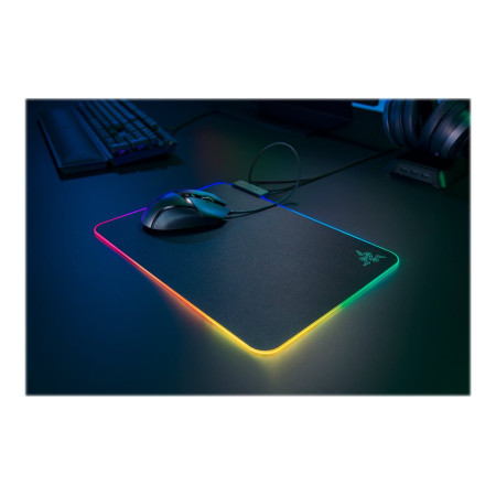 Razer | Gaming Mouse Pad | Firefly V2 | Mouse Pad | Black