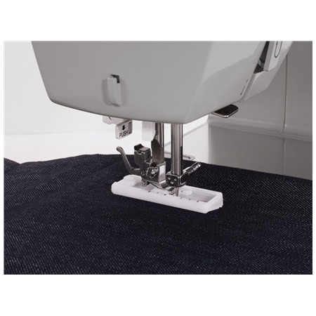 Sewing machine | Singer | SMC 4411 | Number of stitches 11 | Silver