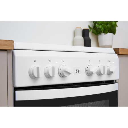 INDESIT | Cooker | IS5V8GMW/E | Hob type Vitroceramic | Oven type Electric | White | Width 50 cm | Grilling | Depth 60 cm | 57 L