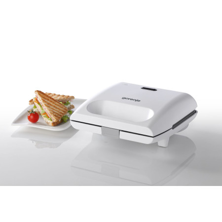 Gorenje | Sandwich Maker | SM701GCW | 700 W | Number of plates 1 | Number of pastry 1 | White