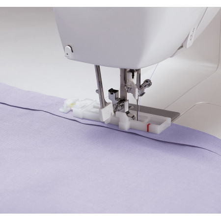 Singer | Sewing Machine | Starlet 6680 | Number of stitches 80 | Number of buttonholes 6 | White