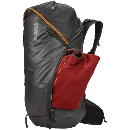 Thule | Stir, 35L | Men's Hiking Backpack | Obsidian