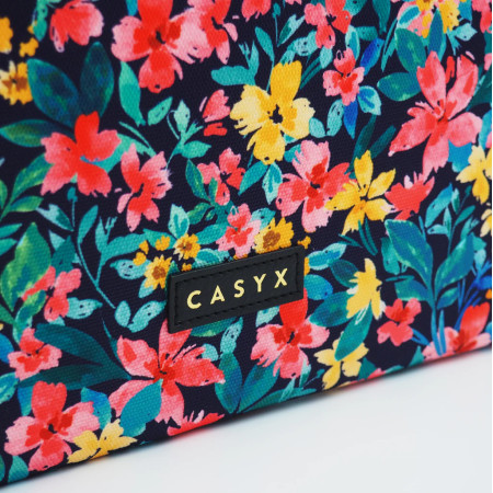 Casyx | SLVS-000023 | Casyx for MacBook | Fits up to size 13 /14 " | Sleeve | Canvas Flowers Dark | Waterproof